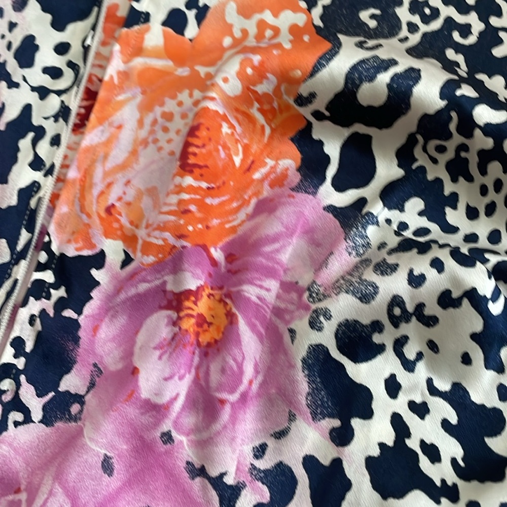 ST. JOHN silk floral leopard print blouse roses peony - Picture 10 of 17